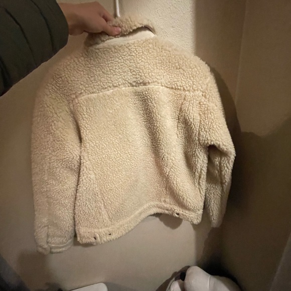 Levi’s Sherpa Jacket - Picture 3 of 3